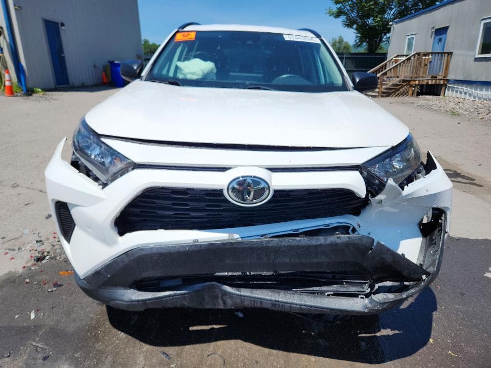 2020 TOYOTA RAV4 LE 5