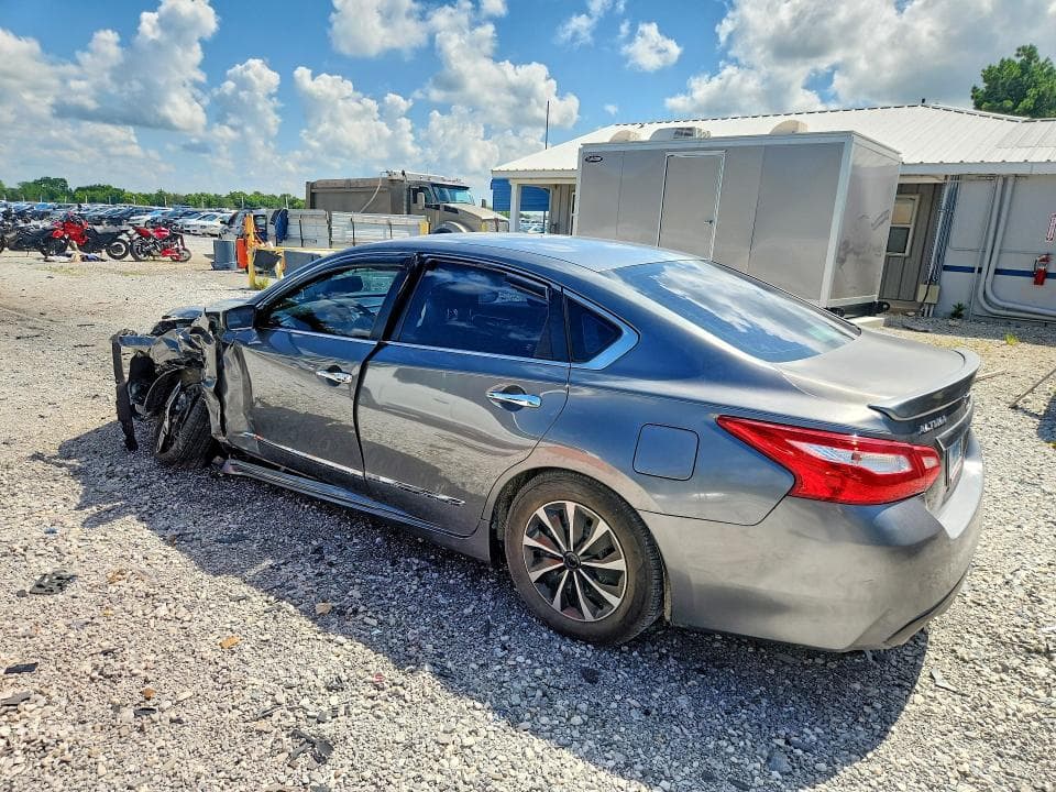 2017 NISSAN ALTIMA 2