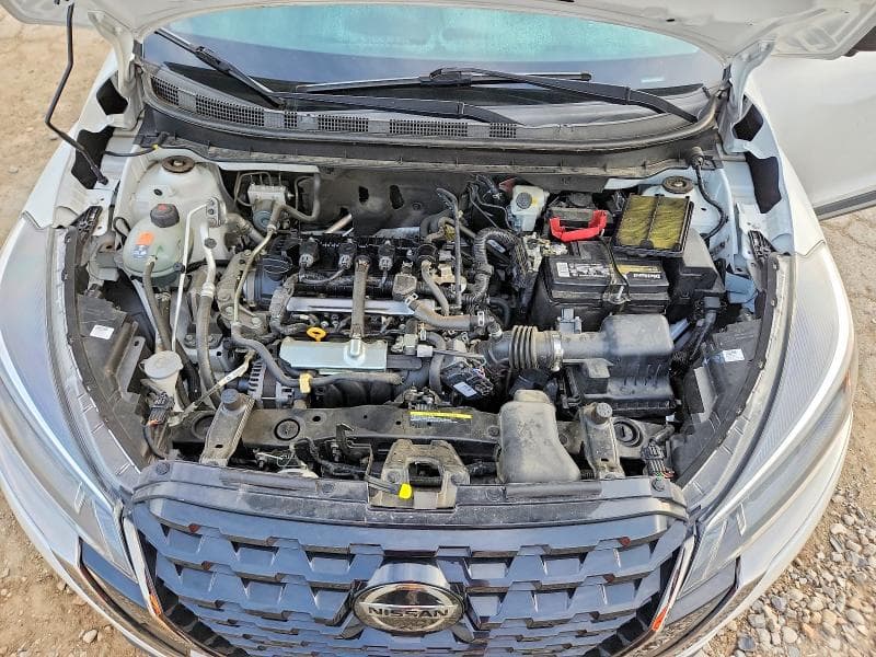 2021 NISSAN KICKS SR 11