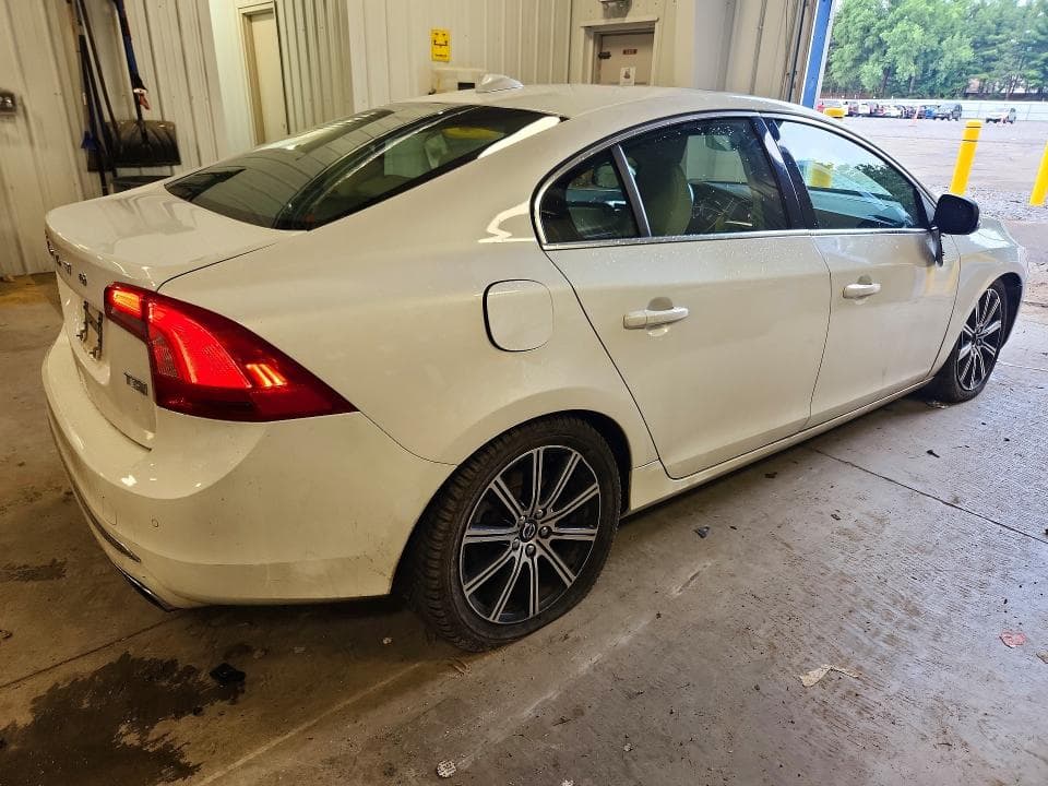 2018 VOLVO S60 PREMIER 3