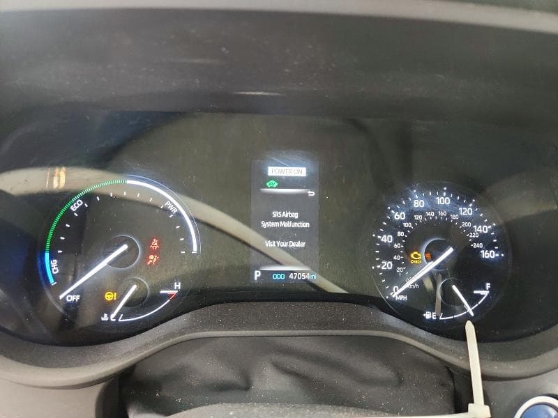 2023 TOYOTA SIENNA LE 9