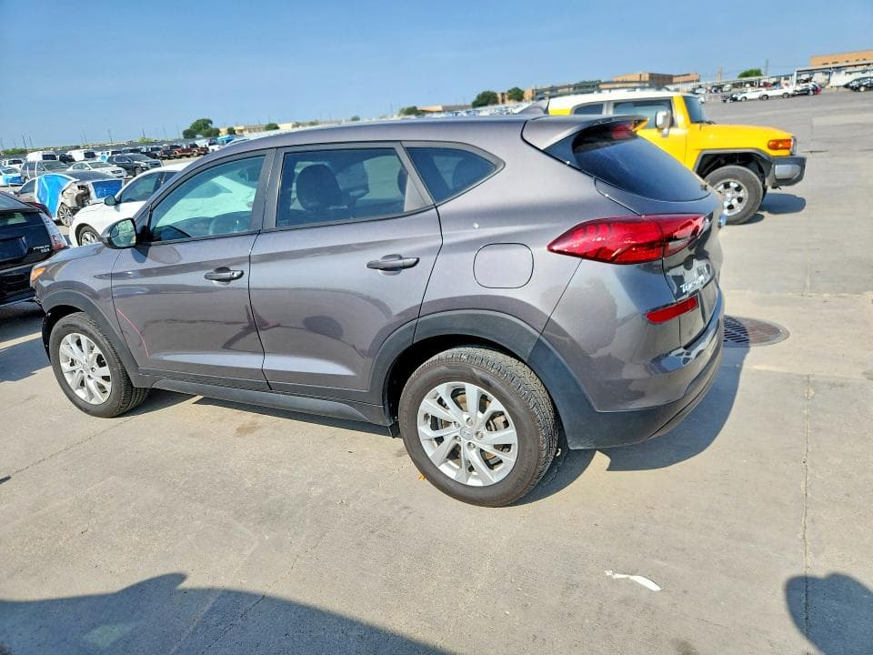 2020 HYUNDAI TUCSON SE 2