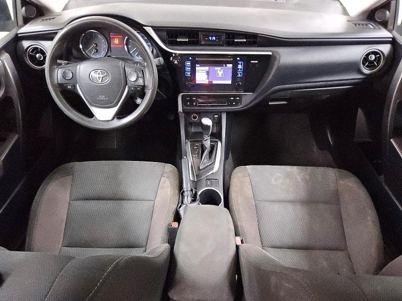 2017 TOYOTA COROLLA LE 8