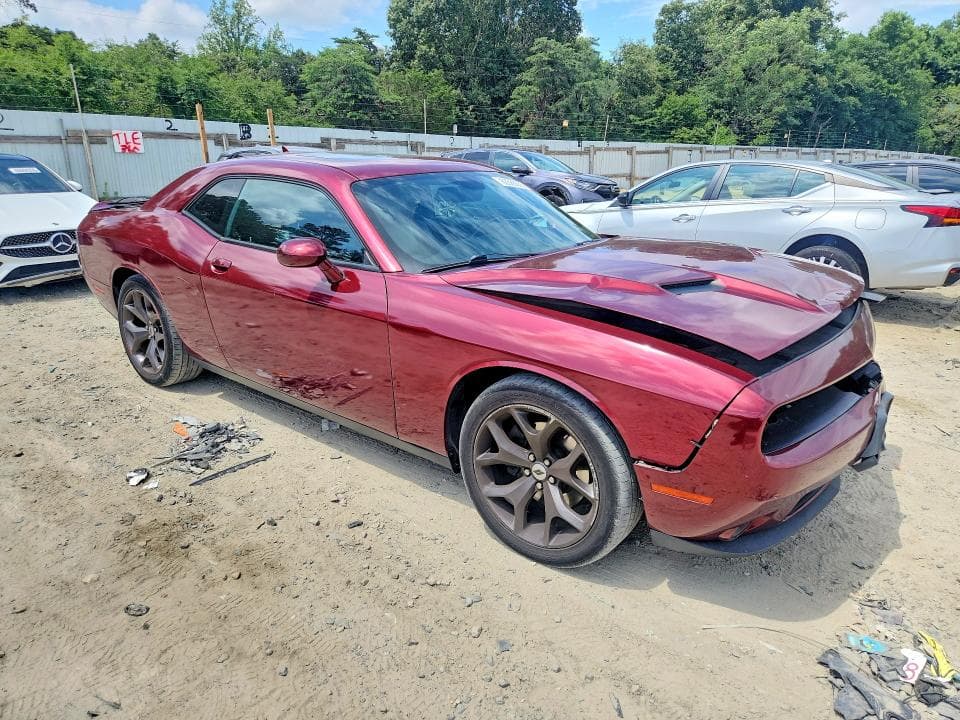 2019 DODGE CHALLENGER SXT 4