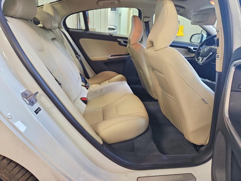 2018 VOLVO S60 PREMIER 10