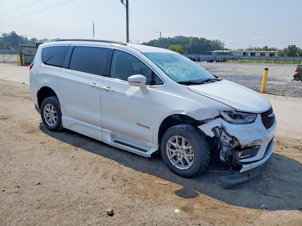 2022 CHRYSLER PACIFICA TOURING L 4