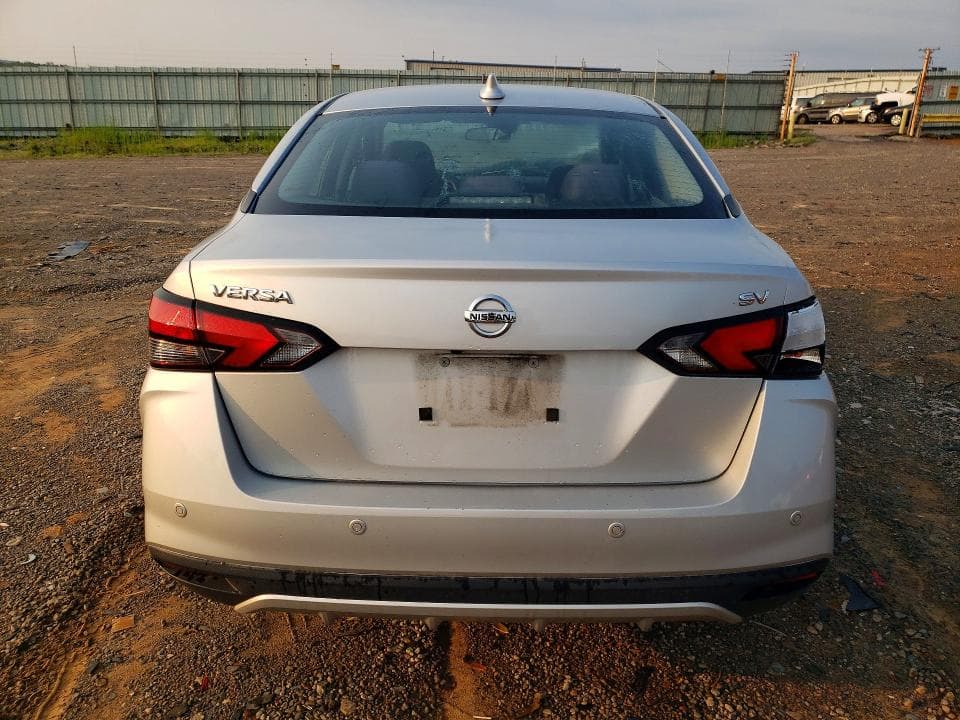 2021 NISSAN VERSA SV 6