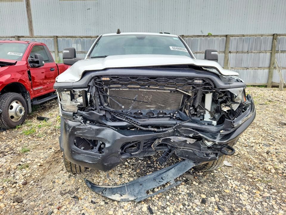 2024 RAM 2500 TRADESMAN 5