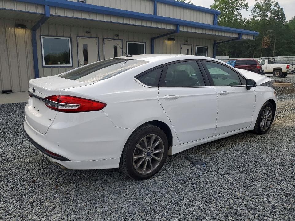 2017 FORD FUSION SE 3