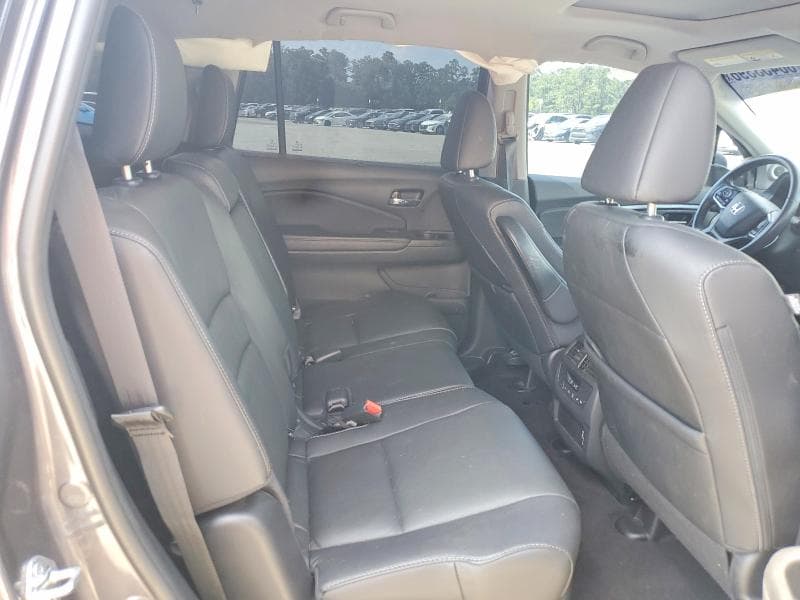 2021 HONDA PILOT SE 11