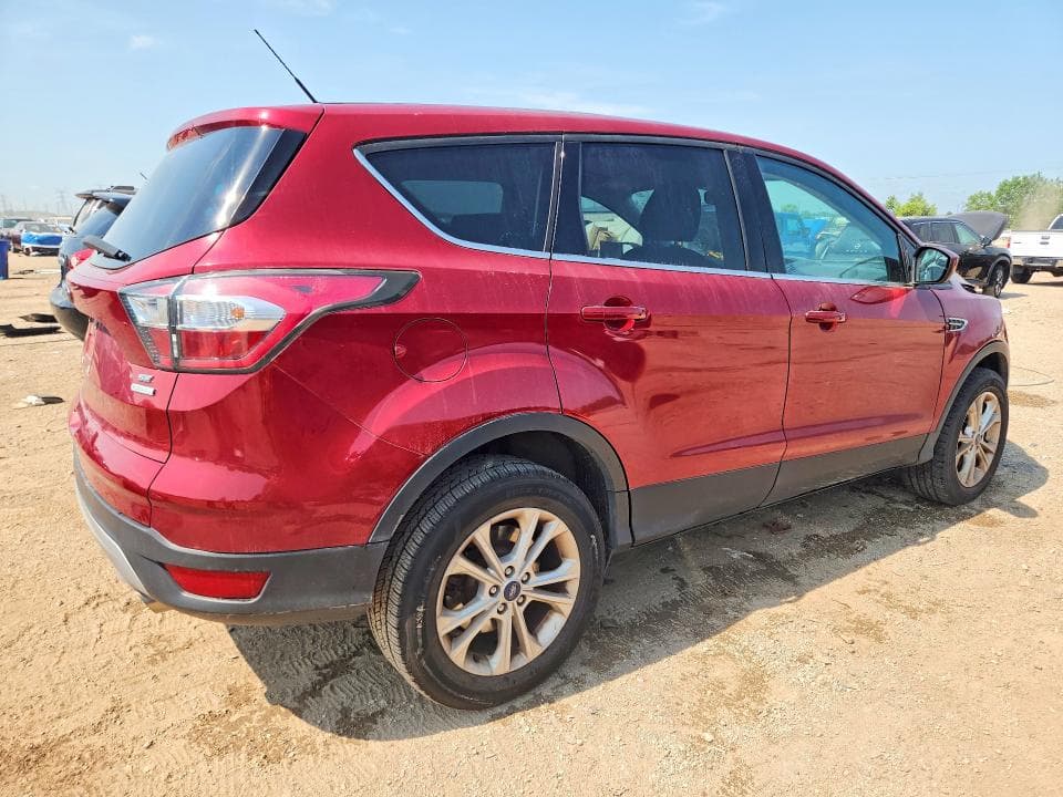 2017 FORD ESCAPE SE 3