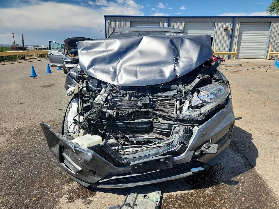 2019 NISSAN ROGUE S 5