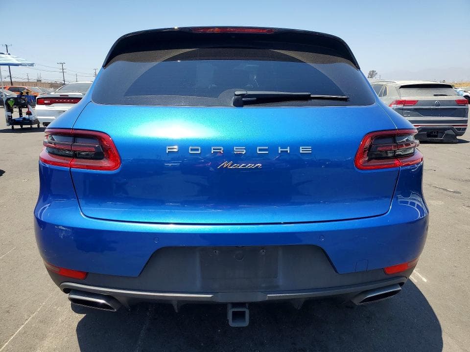 2017 PORSCHE MACAN 6
