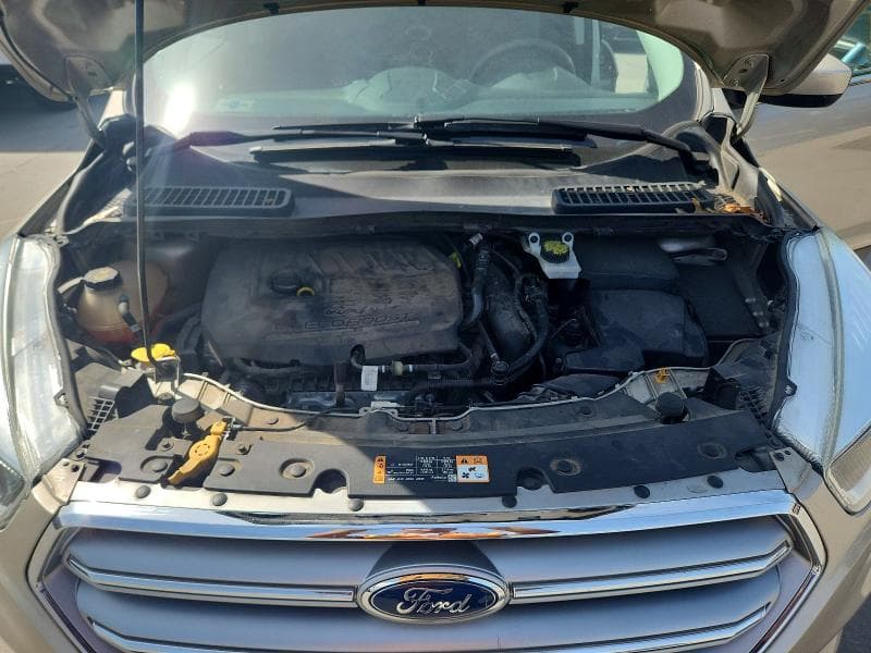 2017 FORD ESCAPE SE 12
