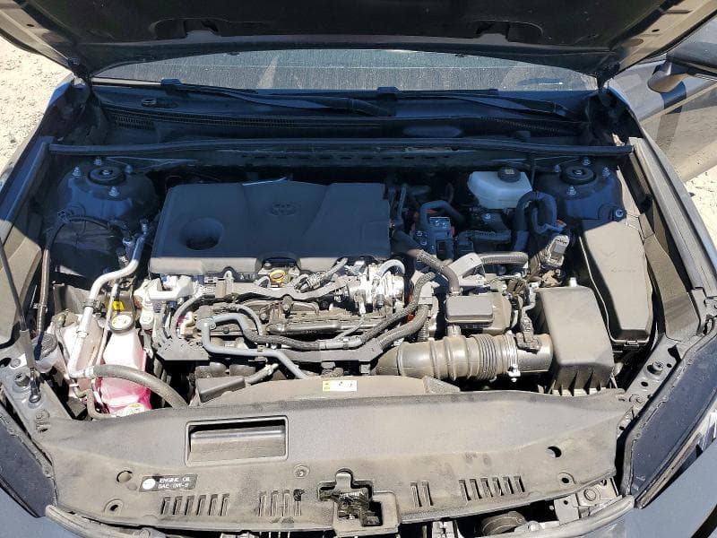 2025 TOYOTA CAMRY SE 11