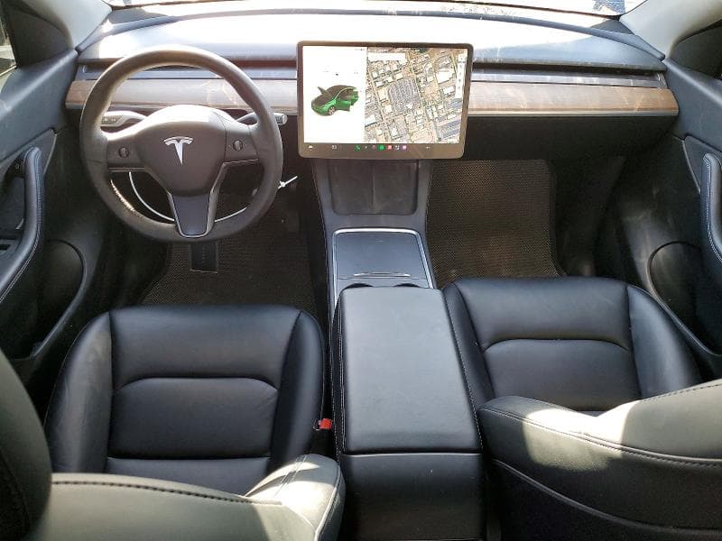 2021 TESLA MODEL Y 8