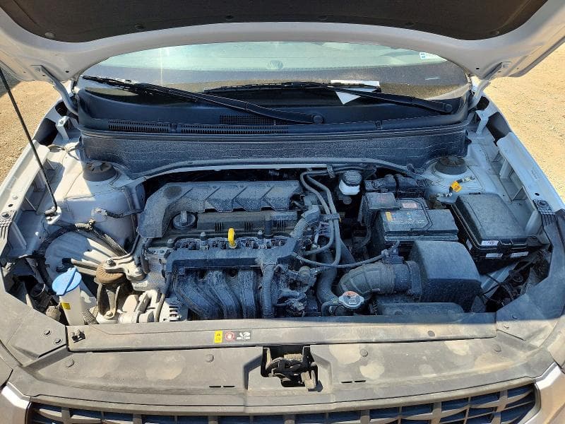 2025 HYUNDAI VENUE SE 11
