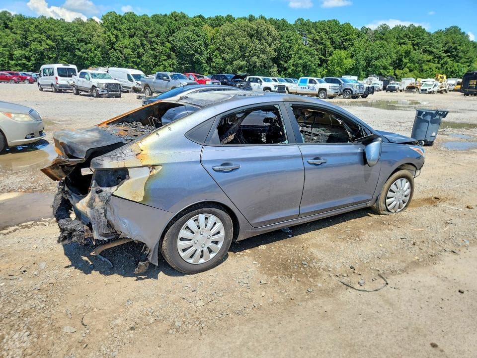 2020 HYUNDAI ACCENT SE 3