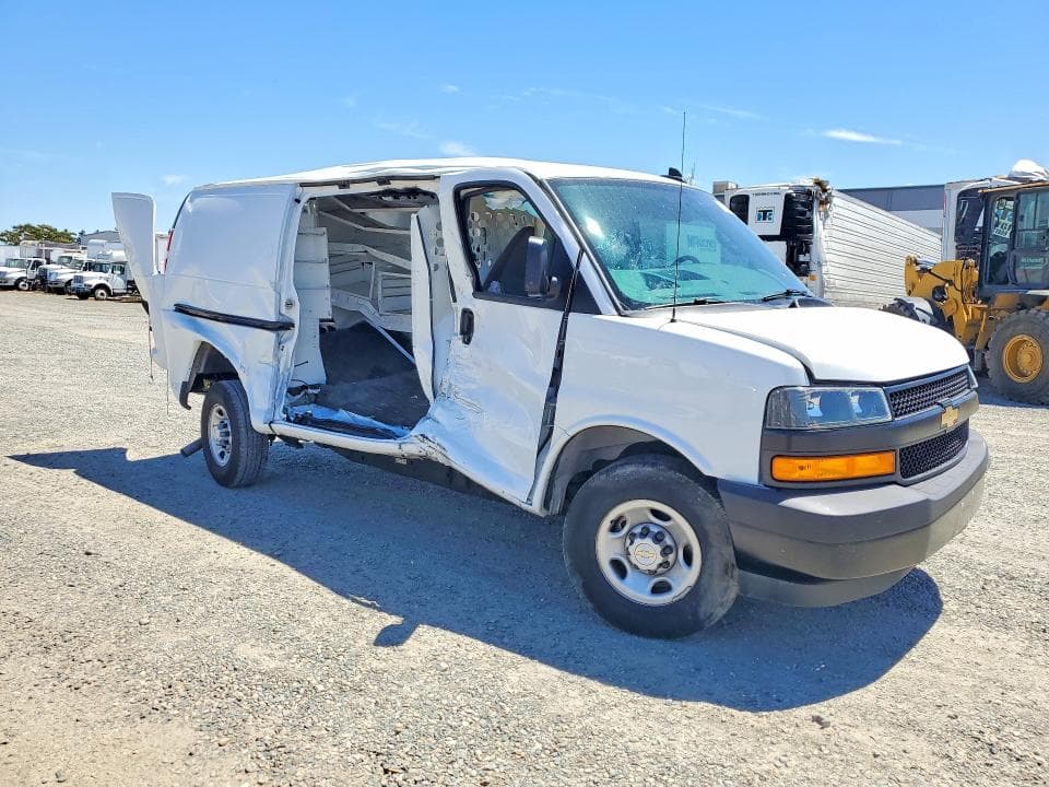 2023 CHEVROLET EXPRESS G2500 4