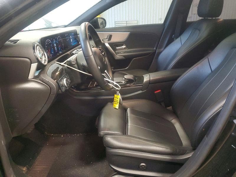 2019 MERCEDES-BENZ A 220 7