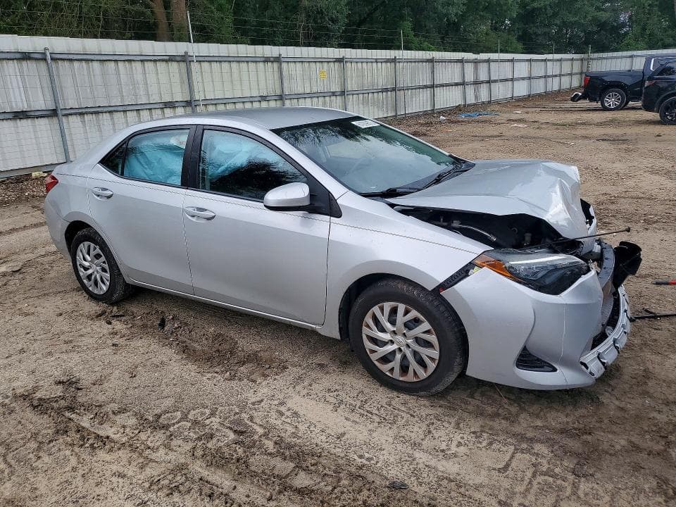2018 TOYOTA COROLLA LE 4