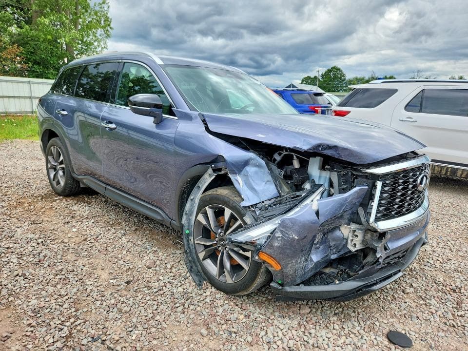 2023 INFINITI QX60 LUXE 4
