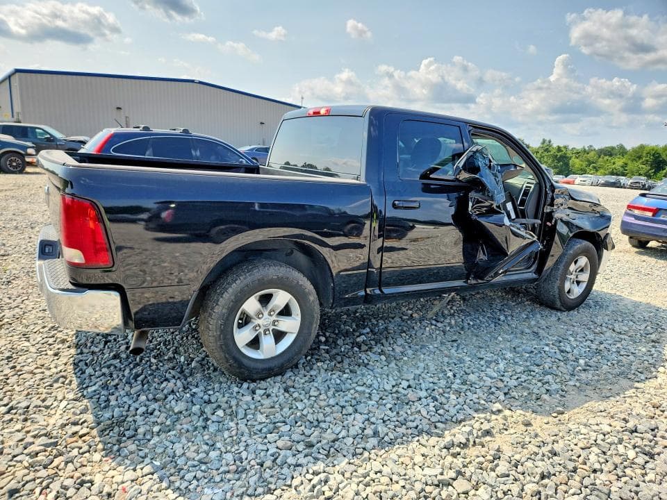 2021 RAM 1500 CLASSIC SLT 3