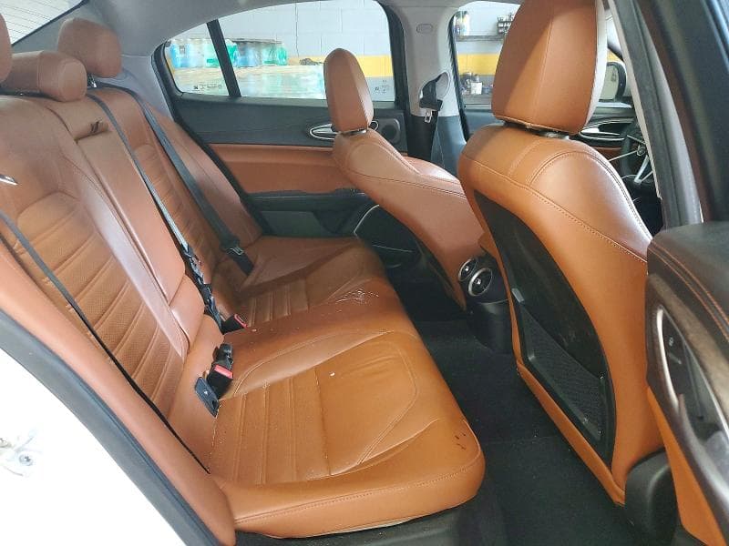 2017 ALFA ROMEO GIULIA TI 10