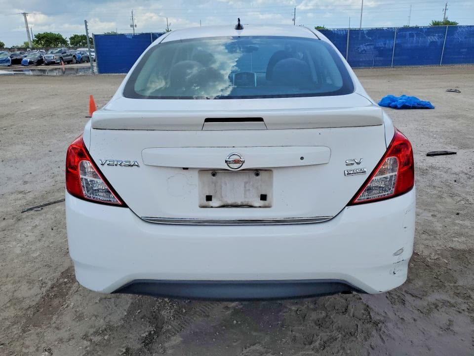 2017 NISSAN VERSA 1.6 S 6