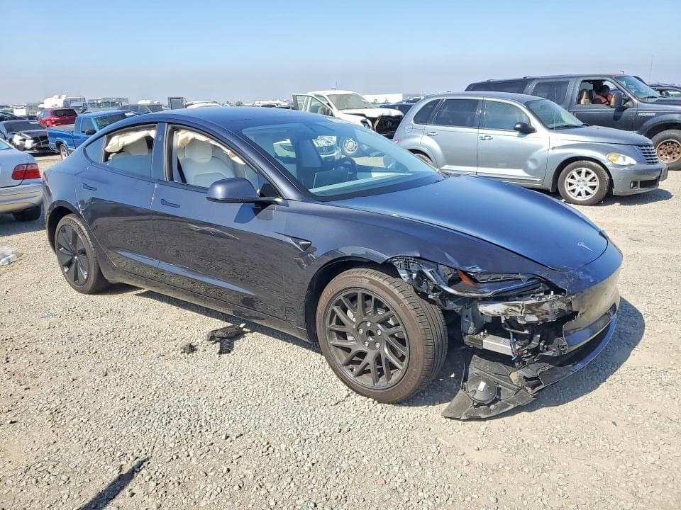 2025 TESLA MODEL 3 4