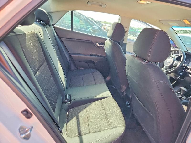 2019 KIA RIO S 10
