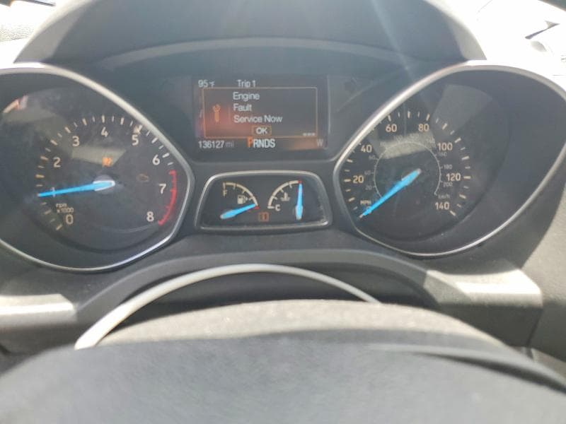 2017 FORD ESCAPE SE 9