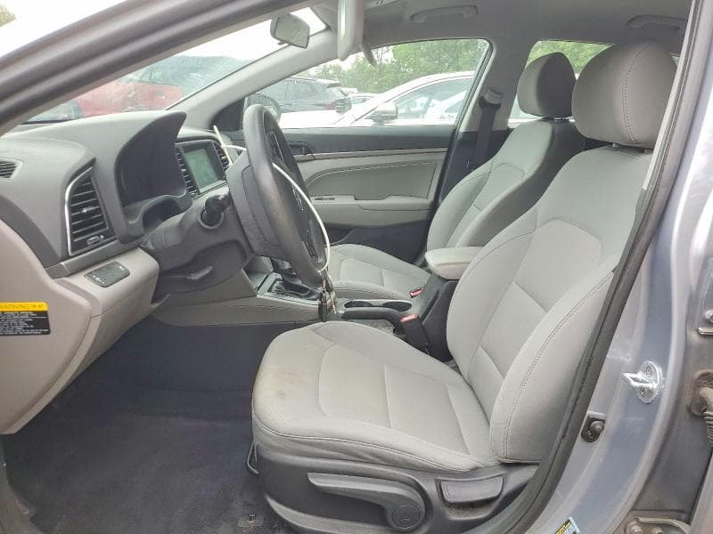 2017 HYUNDAI ELANTRA SE 7