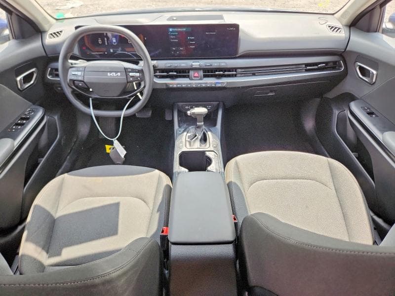 2025 KIA K4 LXS 8