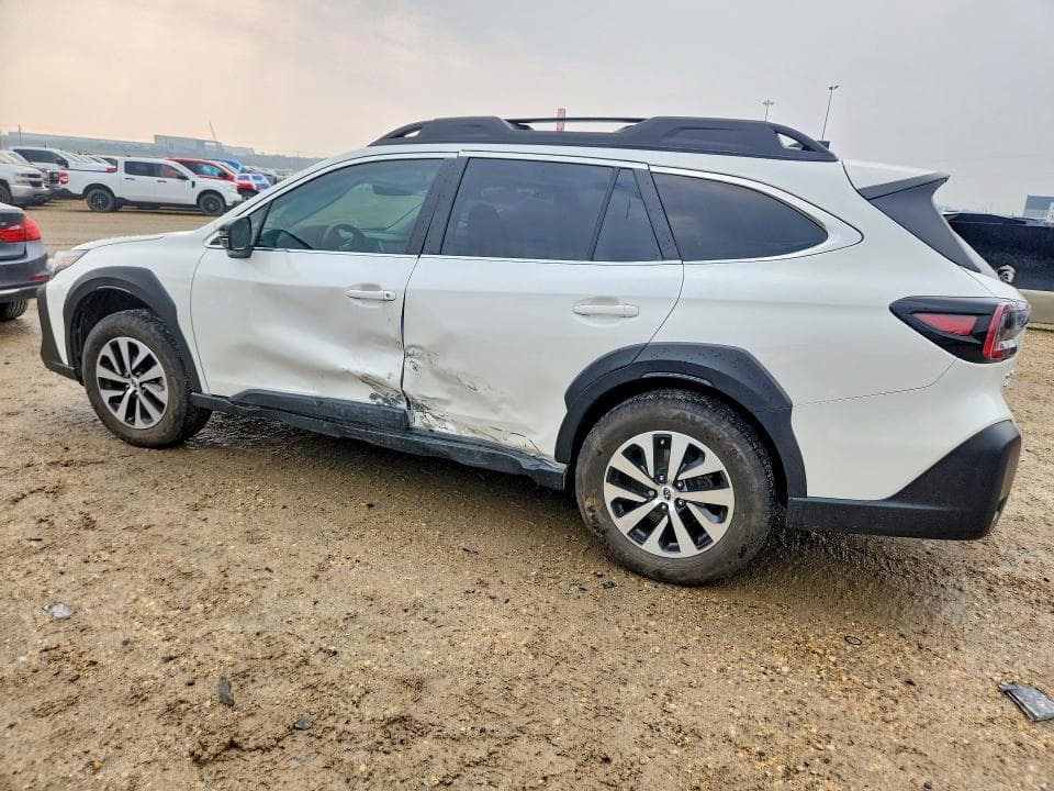 2023 SUBARU OUTBACK TOURING 2