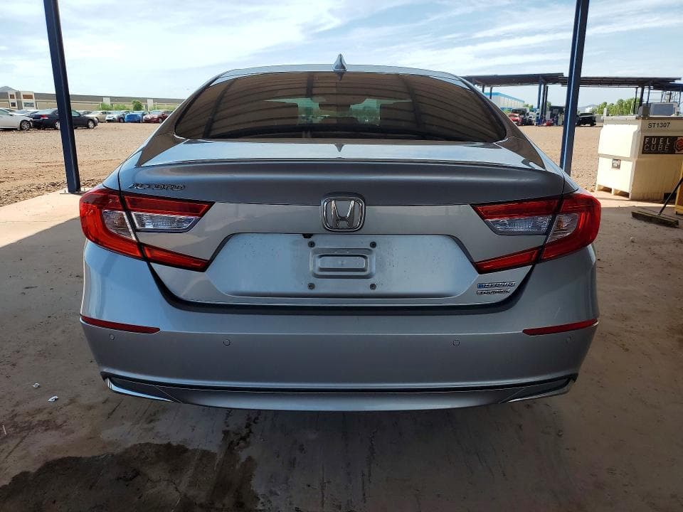 2020 HONDA ACCORD TOURING HYBRID 6
