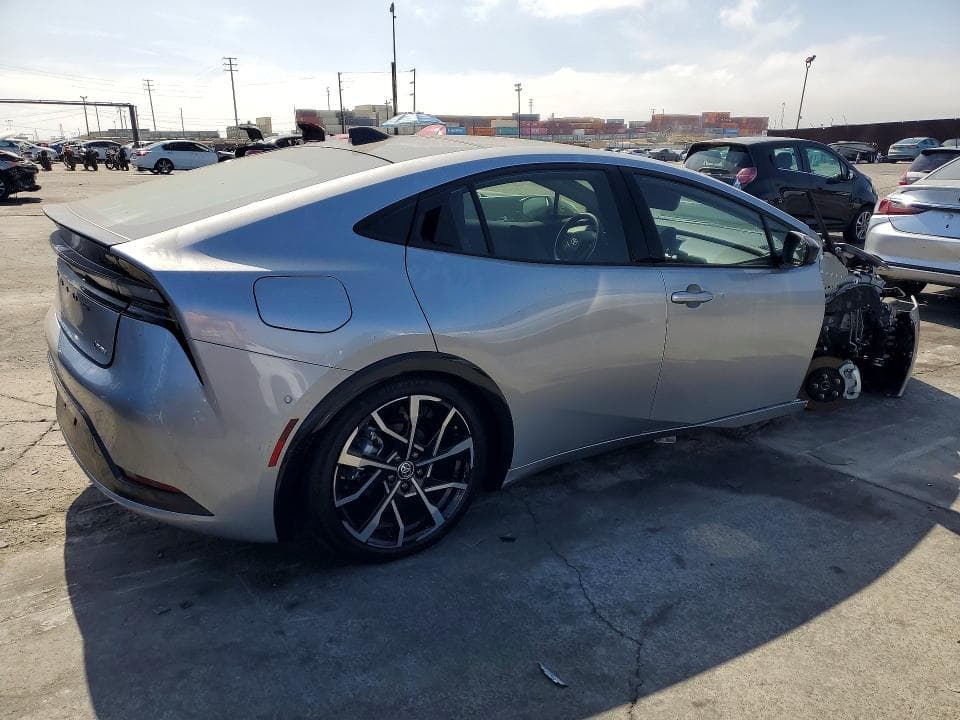 2026 TOYOTA PRIUS PLUG-IN HYBRID XSE PREMIUM 3