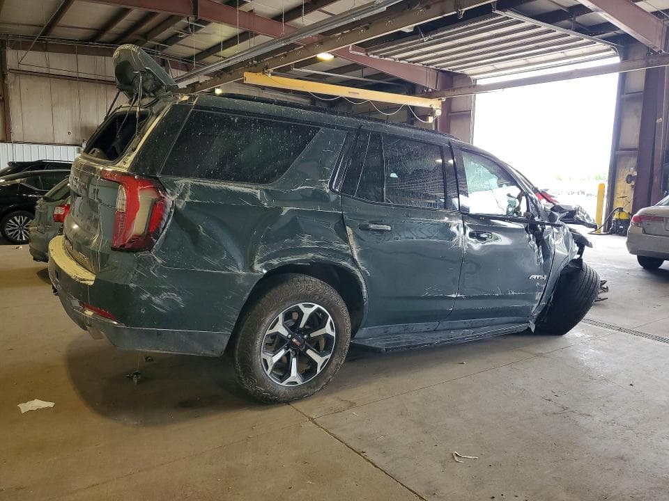 2025 GMC YUKON AT4 3