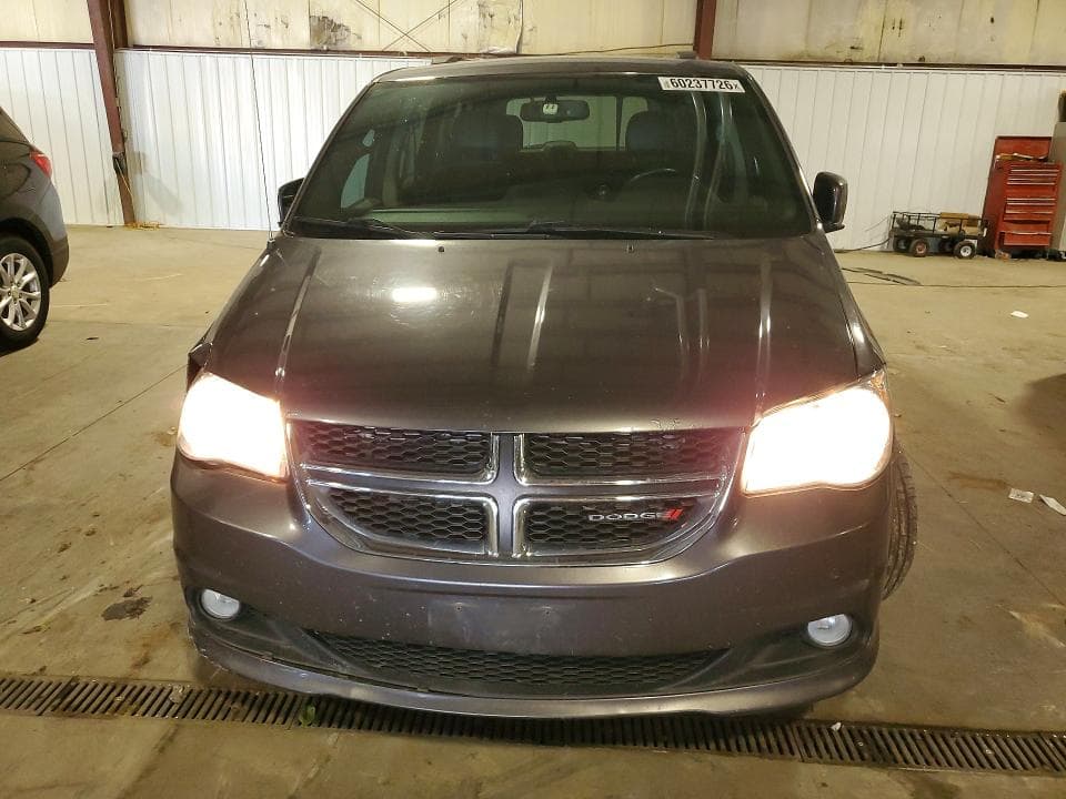 2017 DODGE GRAND CARAVAN SXT 5