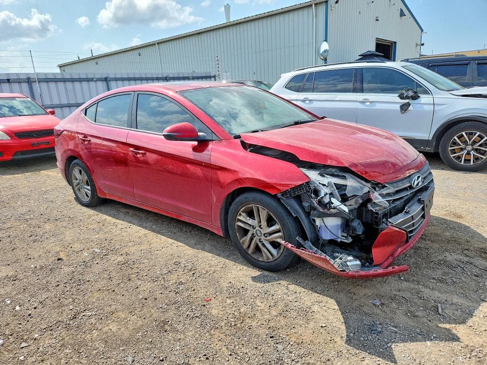 2020 HYUNDAI ELANTRA SEL 4