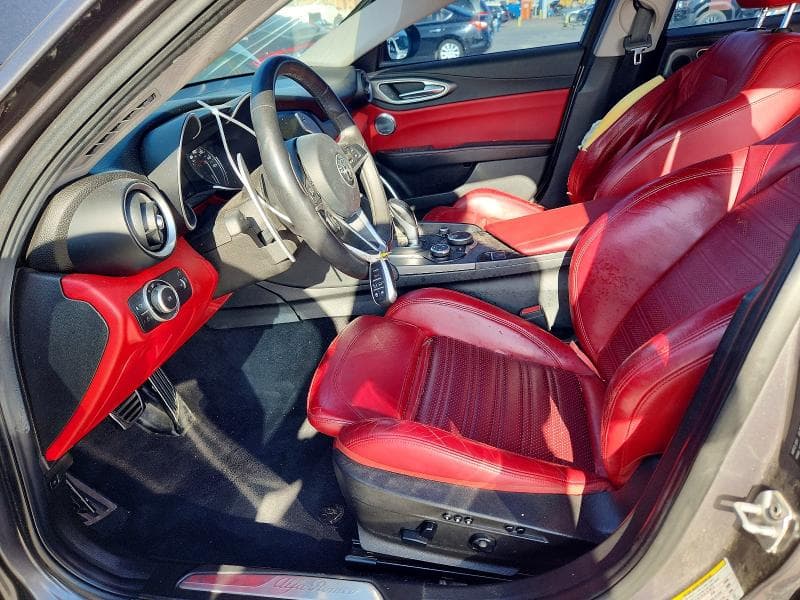 2018 ALFA ROMEO GIULIA TI 7