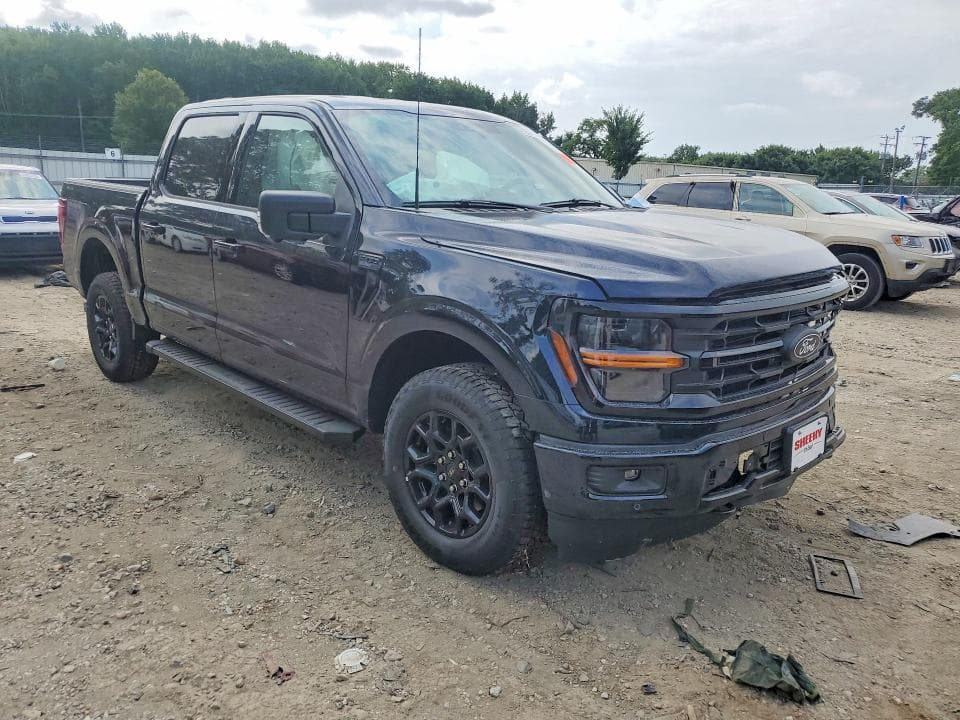 2026 FORD F150 XLT 4