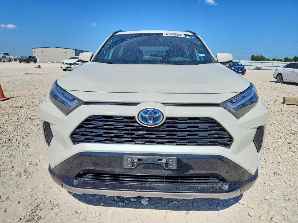 2022 TOYOTA RAV4 SE 5