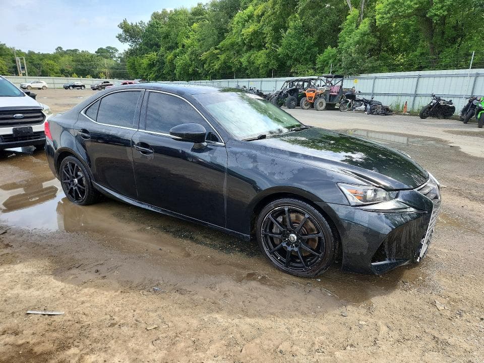 2017 LEXUS IS 200T 4