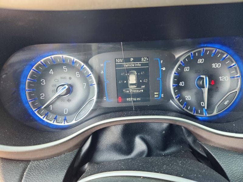 2017 CHRYSLER PACIFICA TOURING 9