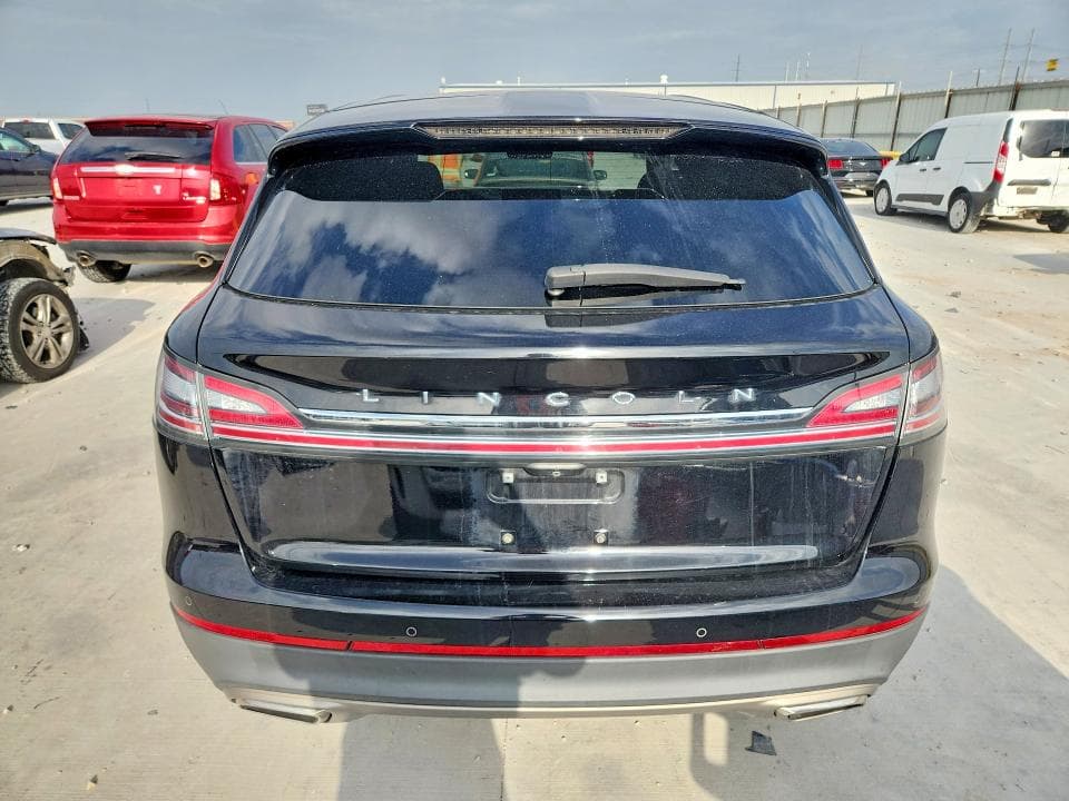 2021 LINCOLN NAUTILUS RESERVE 6