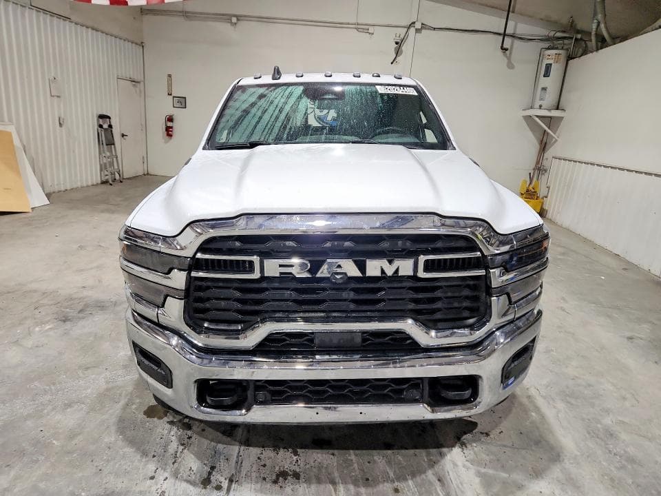 2025 RAM 3500 TRADESMAN 5