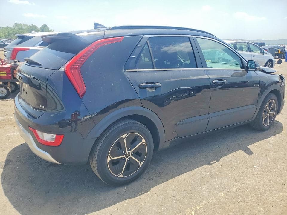 2023 KIA NIRO EX 3