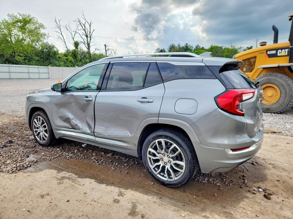 2024 GMC TERRAIN DENALI 2