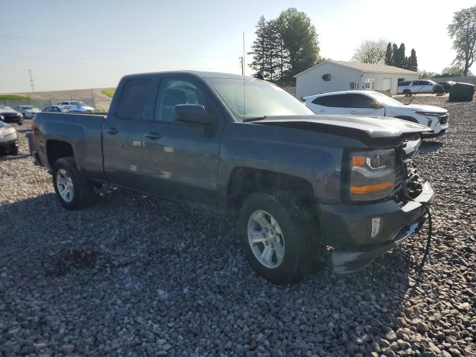 2019 CHEVROLET SILVERADO LD K1500 LT 4